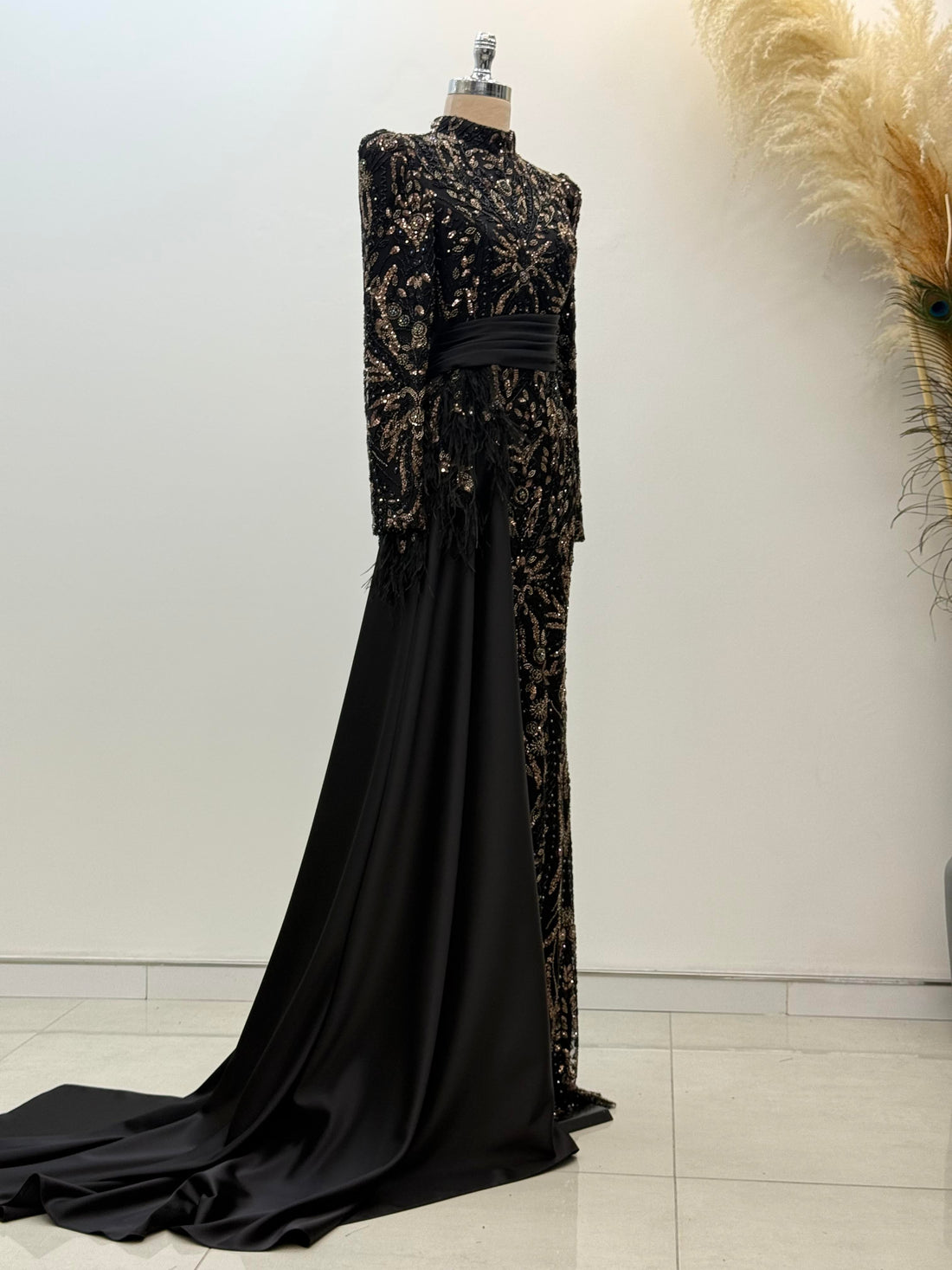 Alessa Evening Dress - Black-Gold - view 3