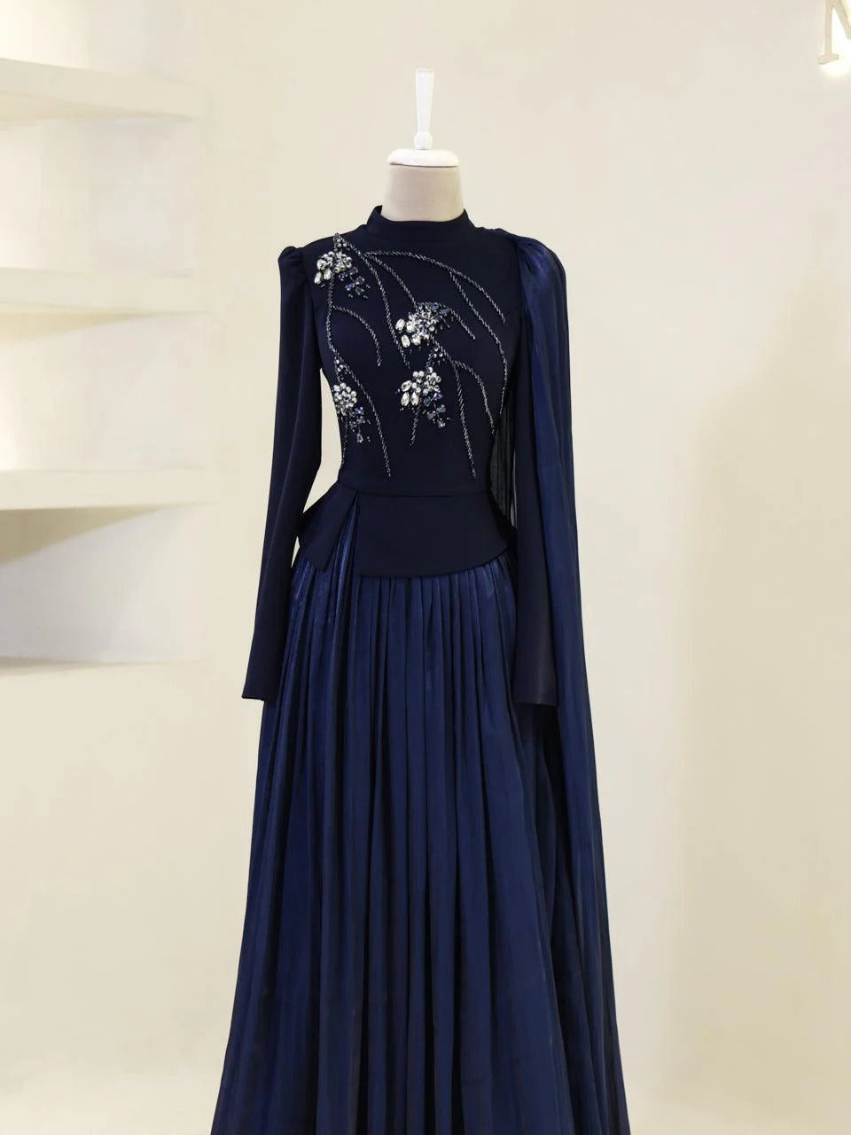 Beaded Embellished Maxi Evening Dress for Formal Events - Navy Blue