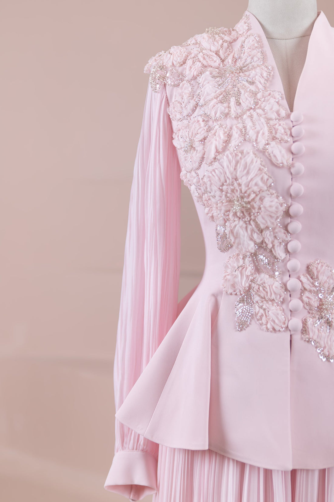 Limited Collection Peplum Jacket & Pleated Maxi Skirt Set – 3D Floral Embroidered Evening Ensemble
