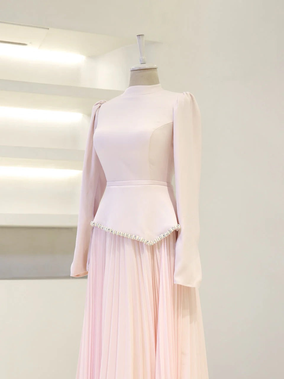 Elegant Beaded Maxi Evening Gown - Poudra